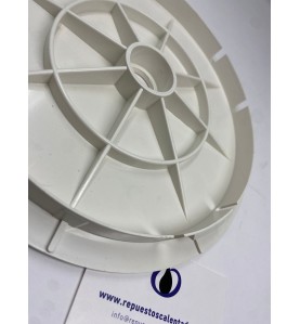 Tapa skimmer